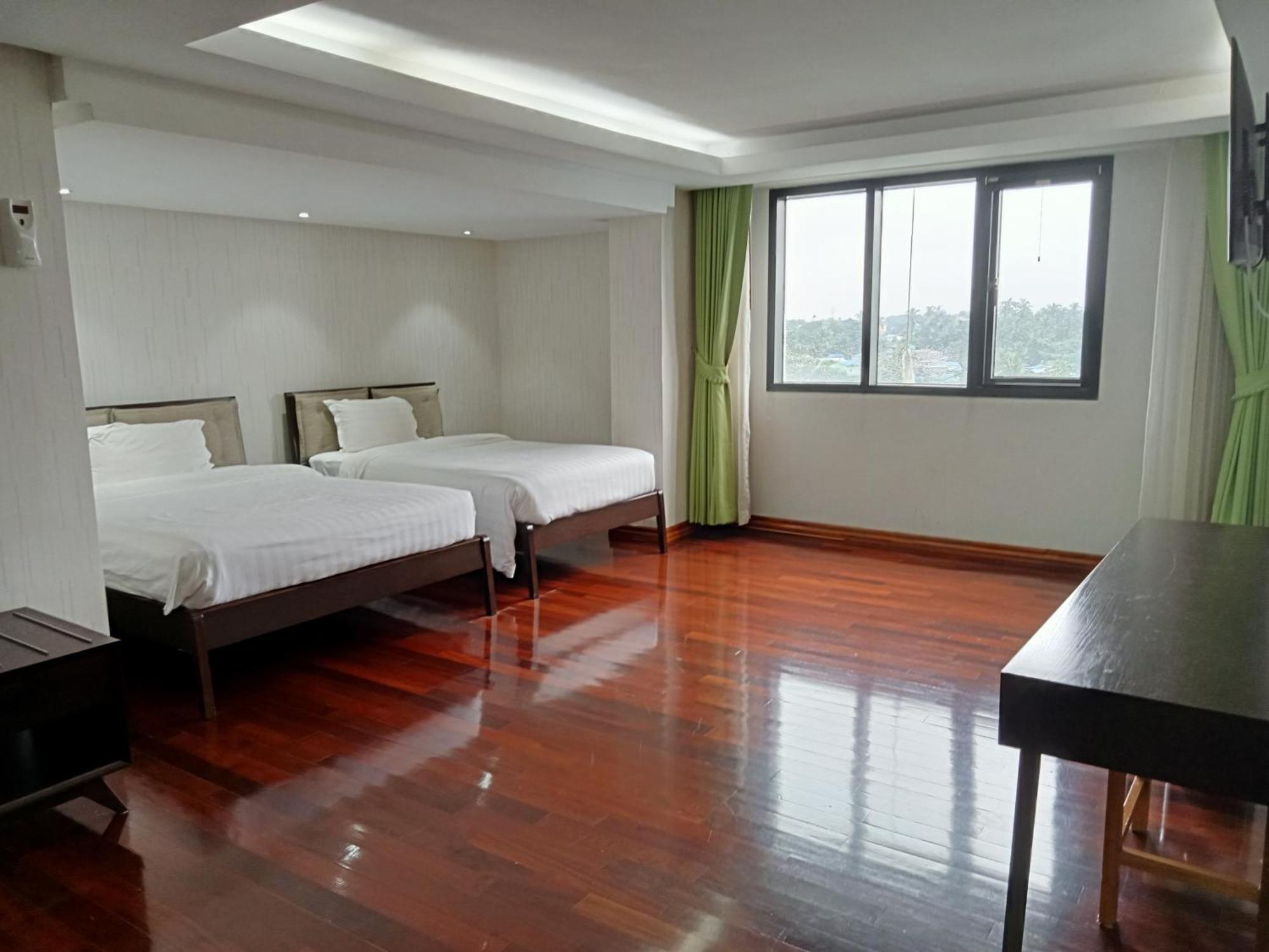 Myanmar Life Hotel Yangon Exterior foto